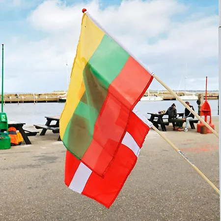 Marina Retreat In Aero - By Traum