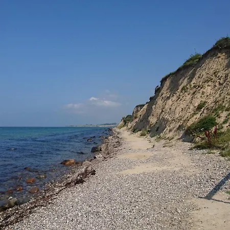 بيت للعطل Marina Retreat In Aero - By Traum